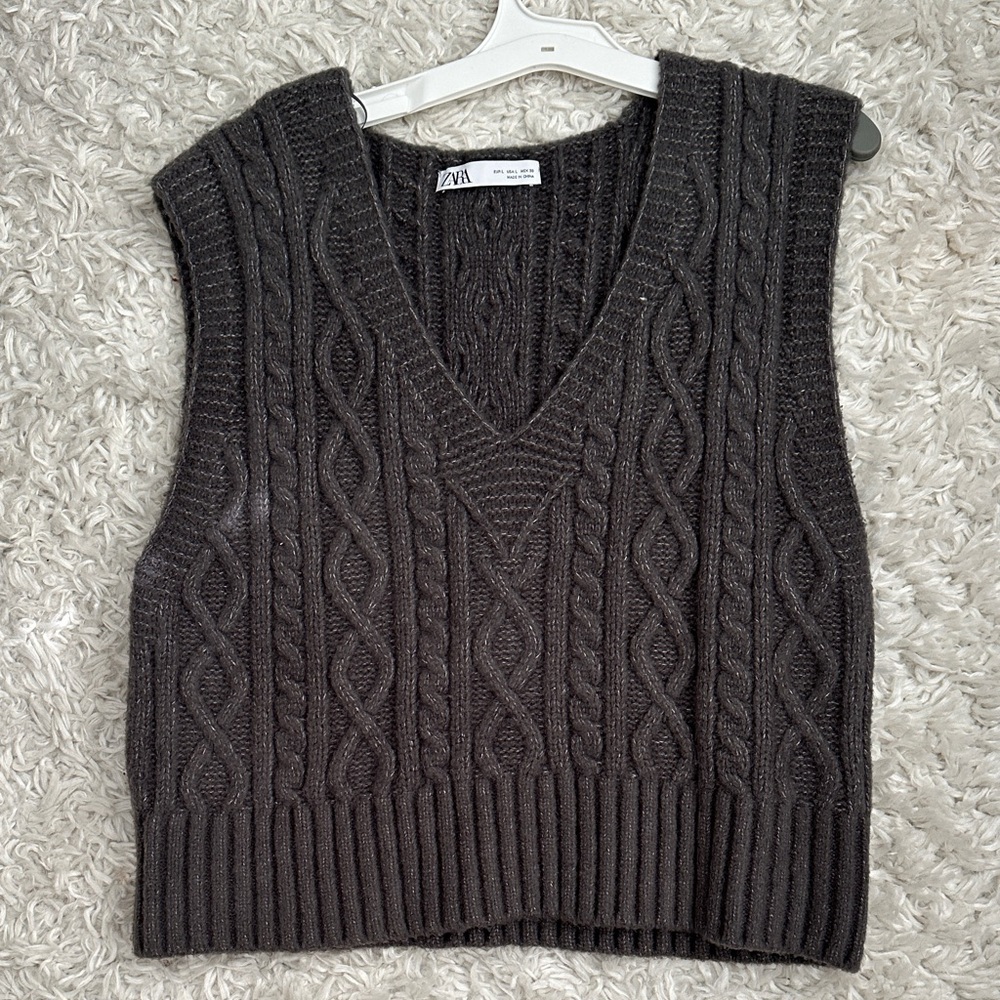 Zara Dark Gray Cable Knit V-Neck Sweater Vest